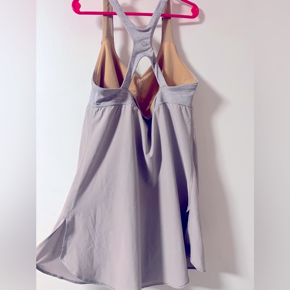 LULULEMON SIZE 6 Venus Tank light gray with built in bra! EUC! No flaws! - Picture 2 of 5